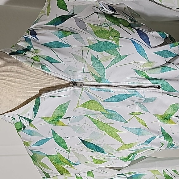 Amy sport golf shirt for women. Size medium. Long sleeves. Henley style … - Picture 2 of 12